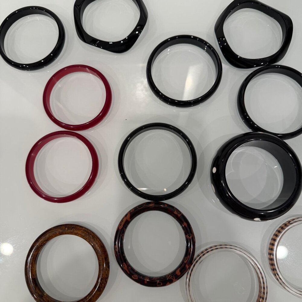Assorted Vintage Bangles